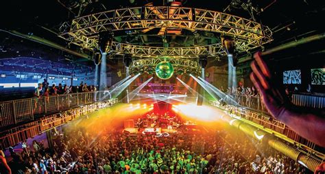 Brooklyn bowl - Hybrid/Regional Events: Take your event center stage! Welcome your limited capacity event at our spacious venues and livestream from our world-renowned stages. Brooklyn Bowl’s talented events teams are sure to create an unrivaled experience for streaming, extravagant stage design, state-of-the-art lighting, …